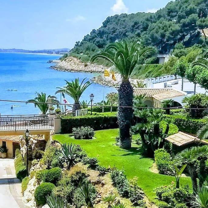Appartamento Apartamento En Roda de Bará Esterno foto